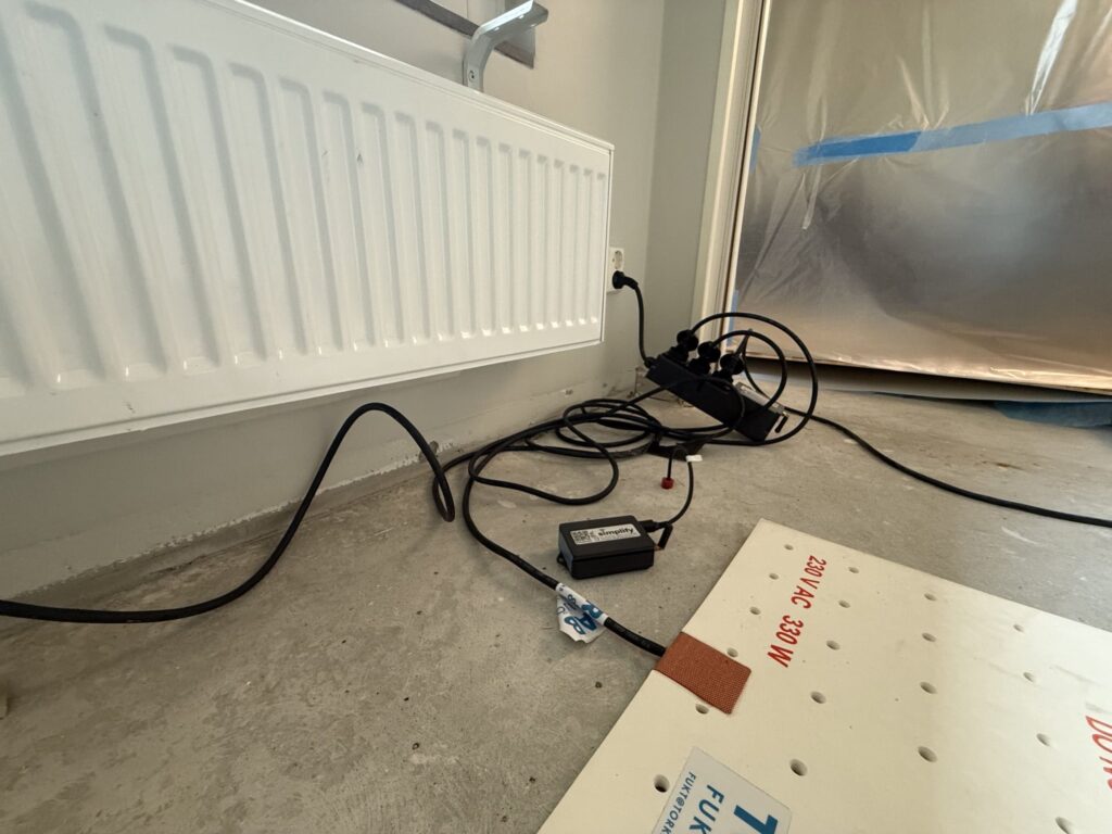 Mätpunkt i betonggolv ansluten till distansavläsningssystem